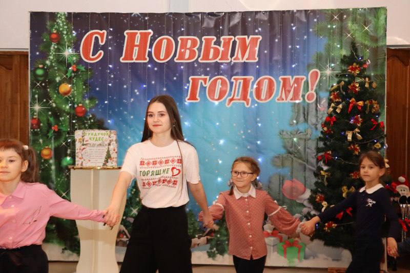 Официальный старт республиканской акции "Наши дети" дан на праздничном мероприятии в ККЗ "Искра"