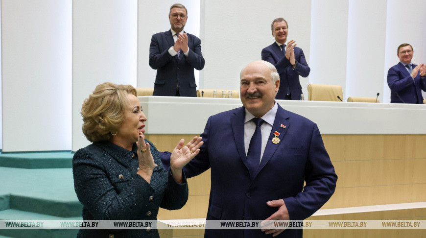 Lukashenko awarded Badge of Honor of Russia’s Federation Council