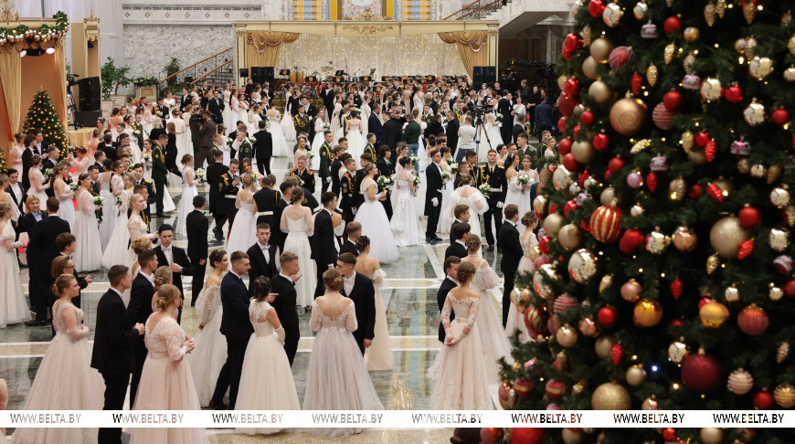 Lukashenko attends New Year's Eve Ball at Palace of Independence