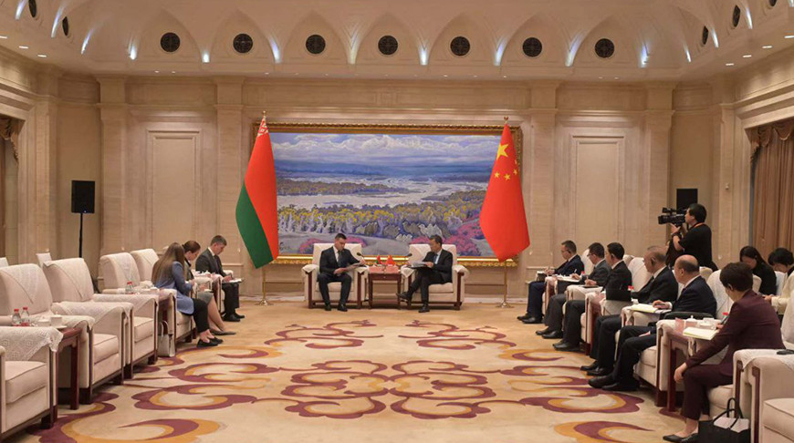 Educational institutions of Belarus, China sign over 800 cooperation agreements 
