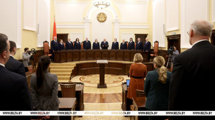 Belarus' Constitutional Court adopts address to president, parliament