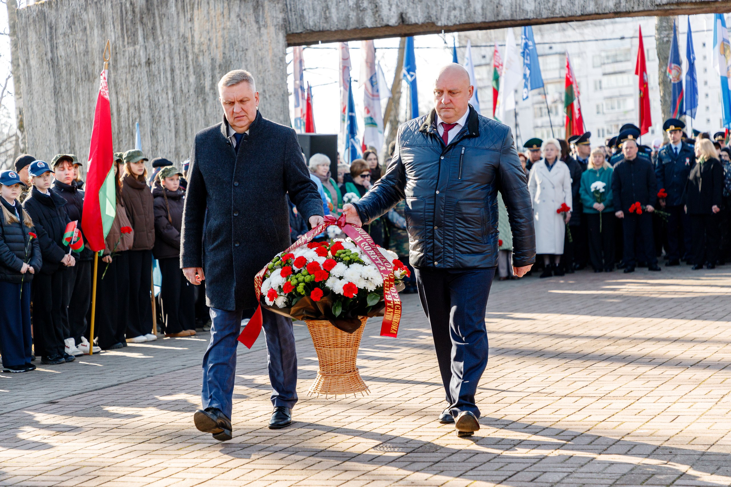 В День памяти жертв Хатынской трагедии в Витебской области проходят митинги-реквиемы