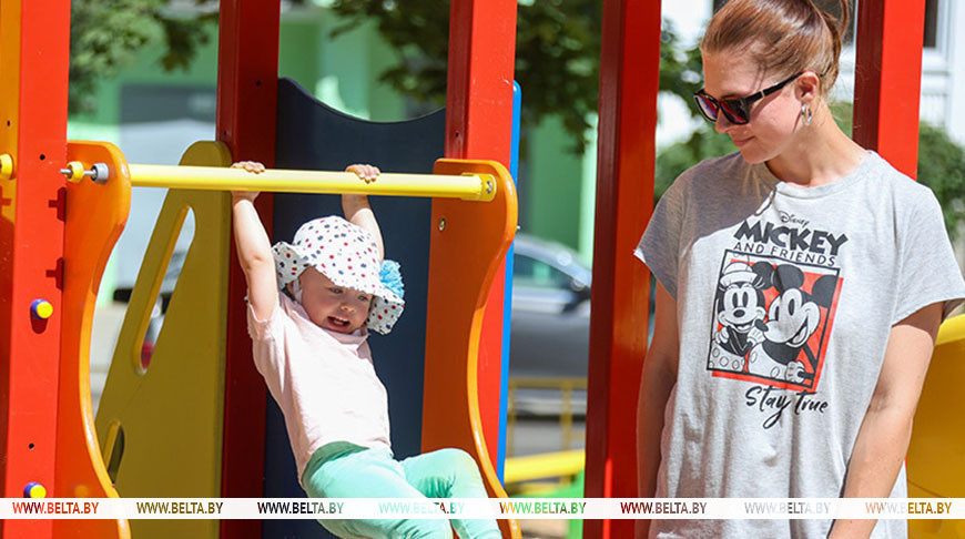 Belarus raises childcare allowance for children under three