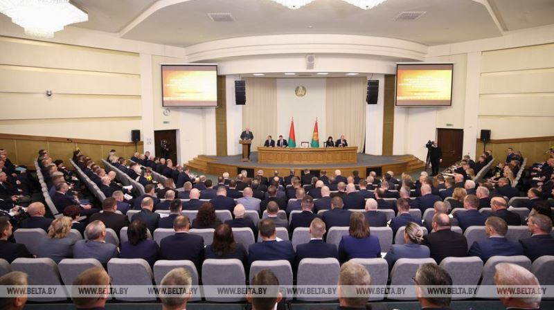 Александр Лукашенко о Витебской области: нужен внятный план реального возрождения региона