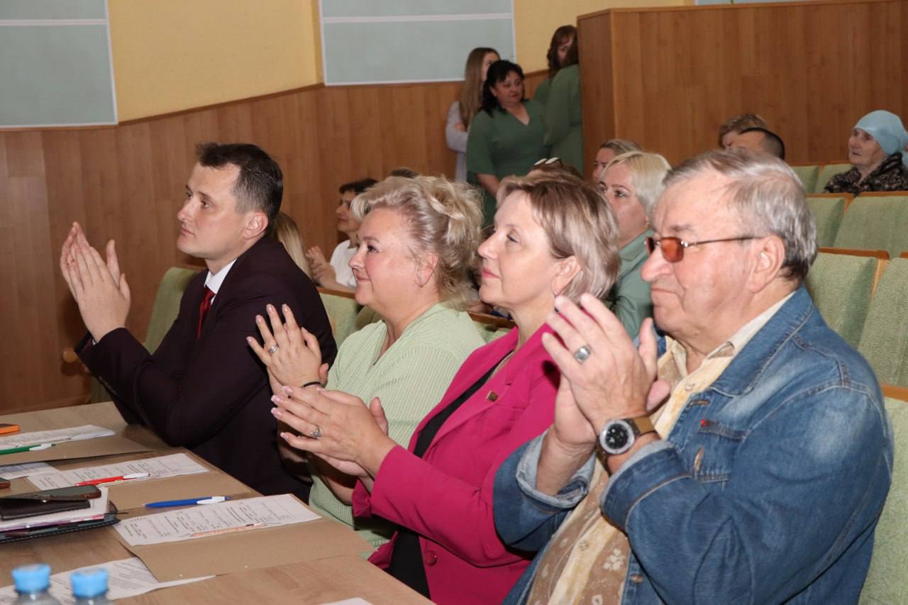 В ККЗ "Искра" состоялся районный вокальный конкурс на лучшие кавер-версии песен "Хиты на все времена"