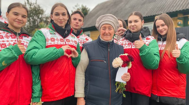 Волонтерский отряд «Горящие сердца» из Докшиц стал лучшим в области