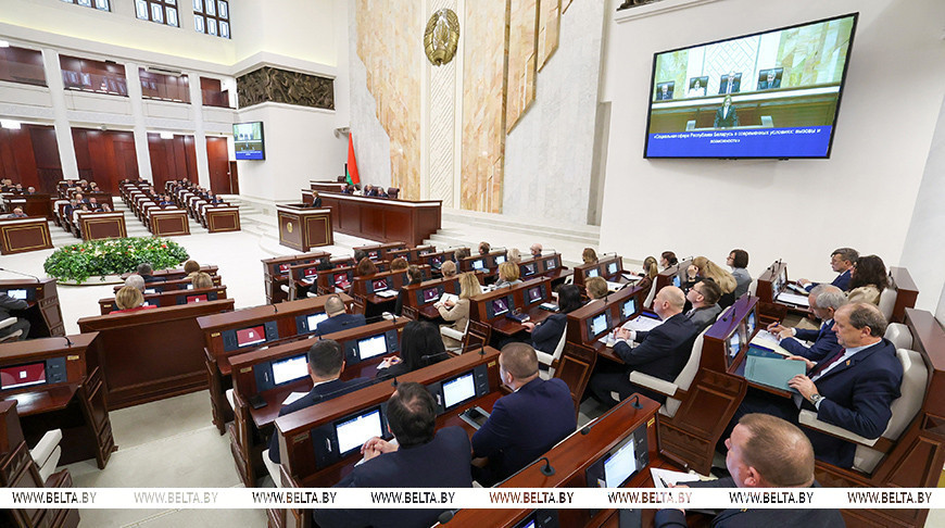 Belarusian government seeks to modernize child care benefit system